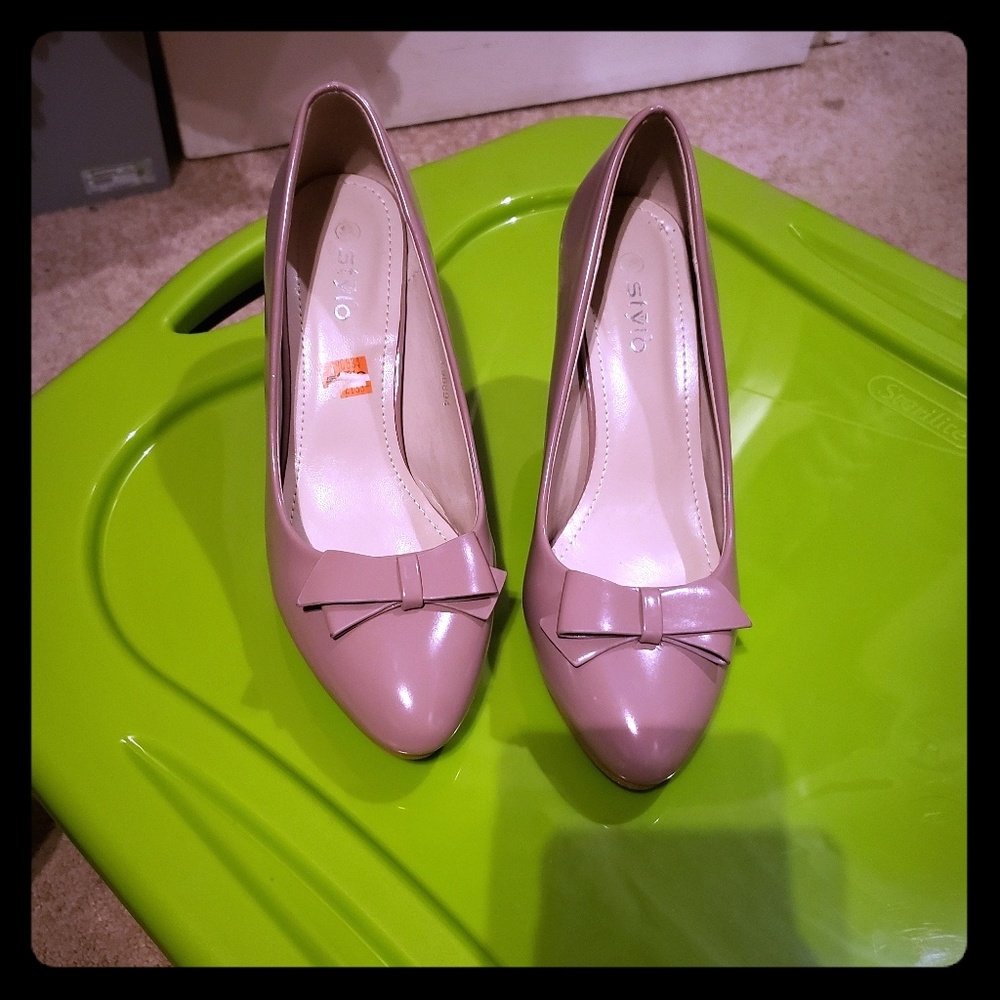 Heel shoes party wear by stylo